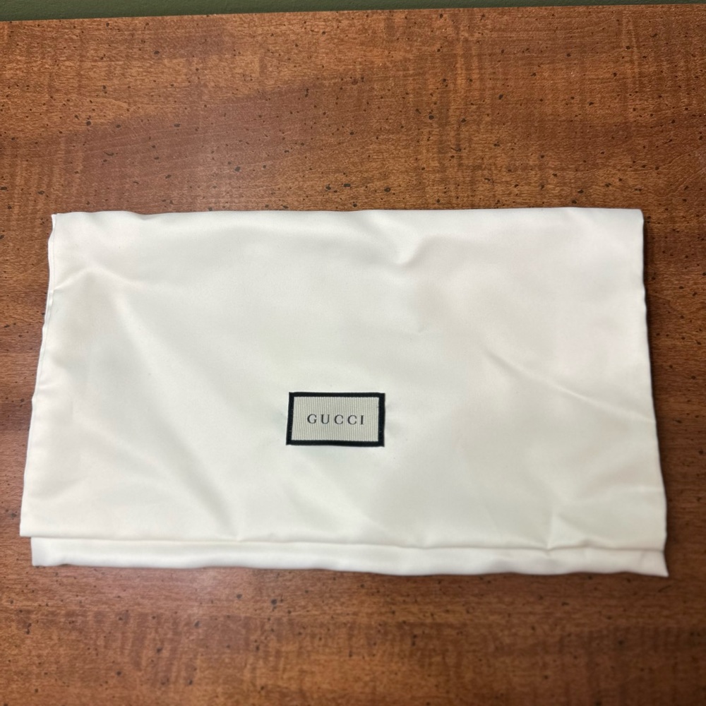 Gucci dust cover long wallet white silky cover black & white wallet box storage - Picture 2 of 9